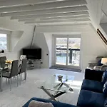 Luxury Detached House In Torquay Marina