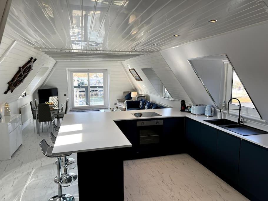 Holiday home Luxury Detached House In Marina