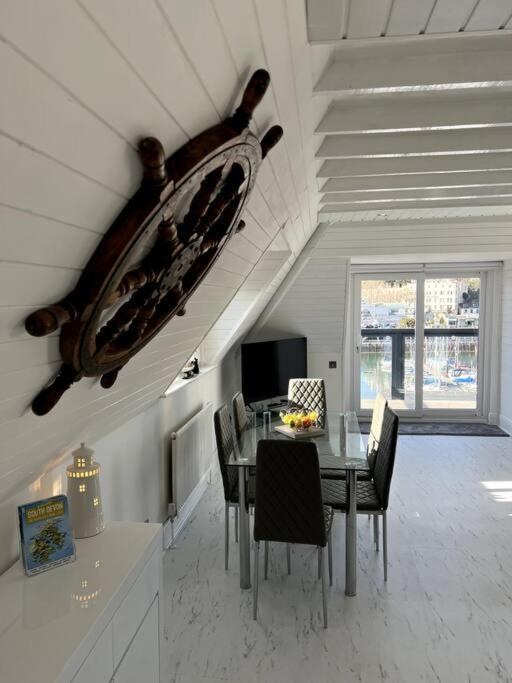 Luxury Detached House In Marina Torquay
